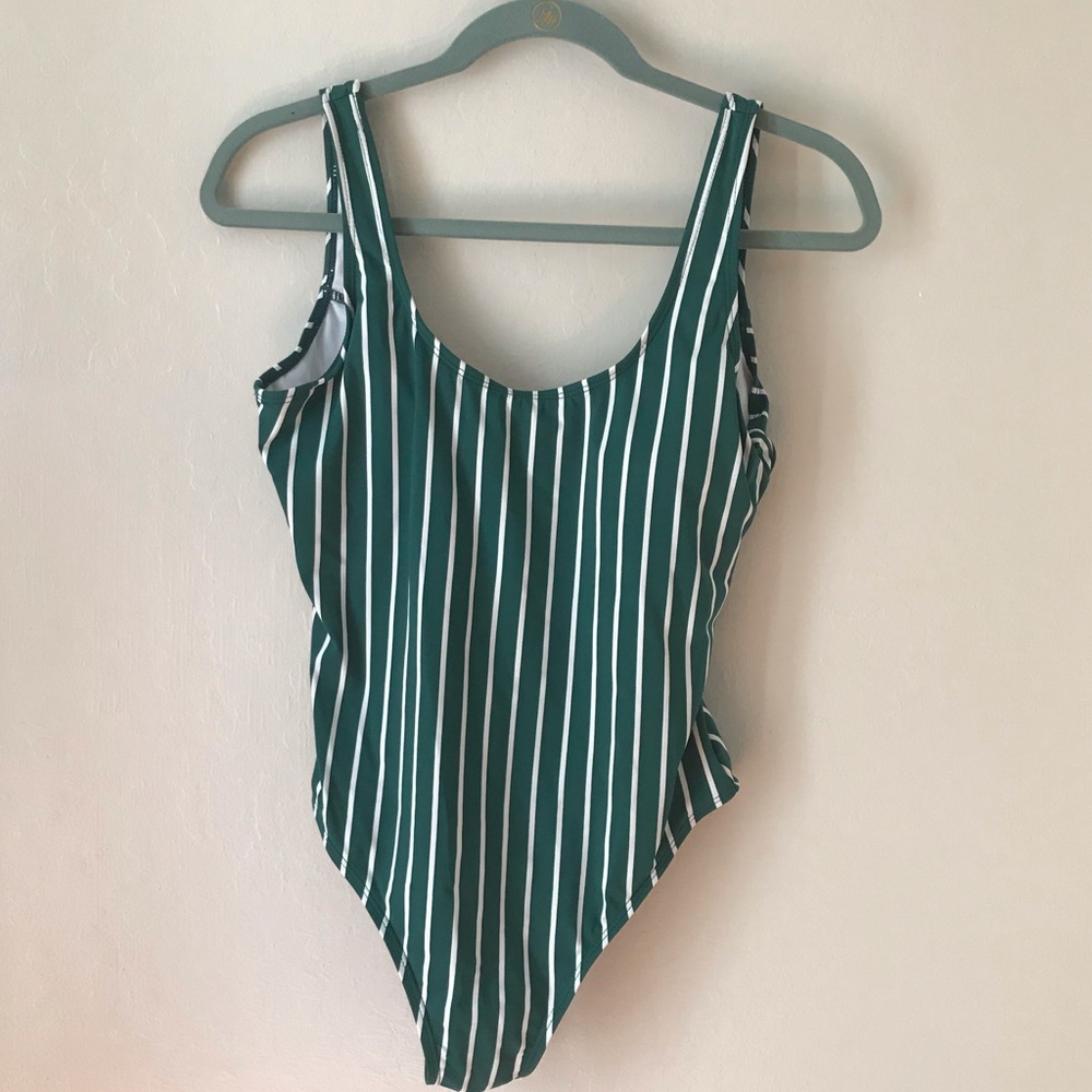 Cotton On BODY Wide strap one piece swimswuit